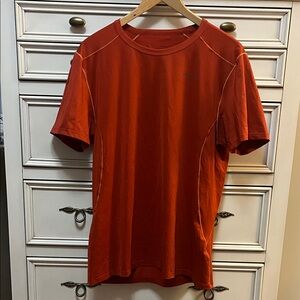 Patagonia common threads orange quick dry shirt size large men’s